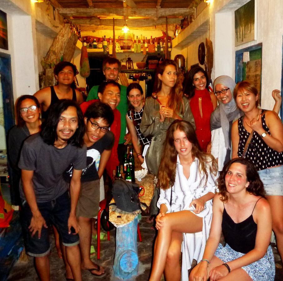 Gipsy Backpackers Vandrarhem Gili Trawangan Exteriör bild