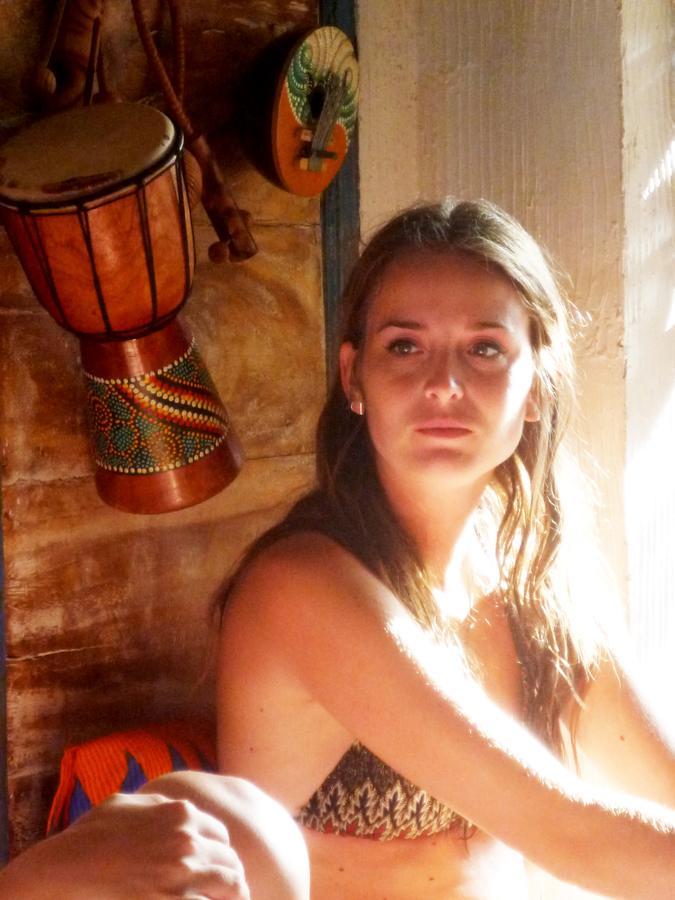 Gipsy Backpackers Vandrarhem Gili Trawangan Exteriör bild